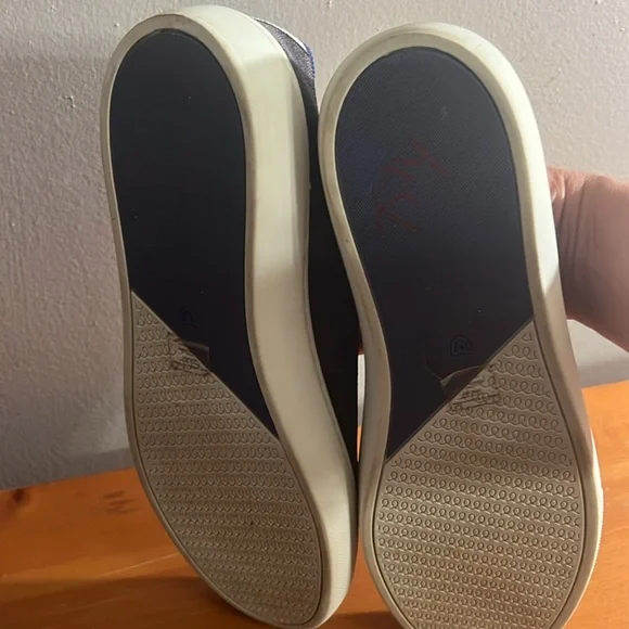 PRICE FIRM🚨 Rothy’s Gray Camo Sneakers 9.5 - Picture 9 of 9